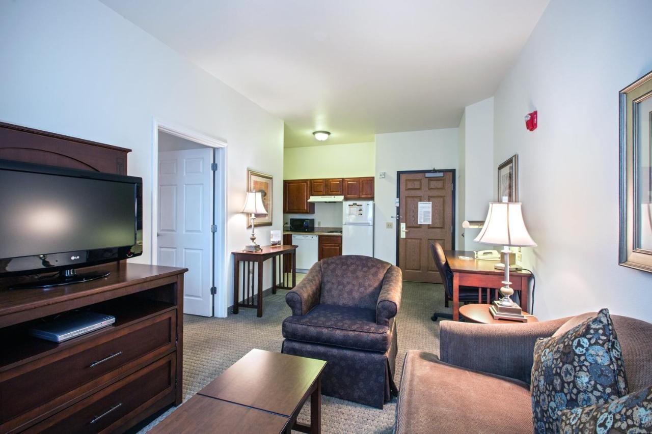 Staybridge Suites Rockford By Ihg Exterior photo
