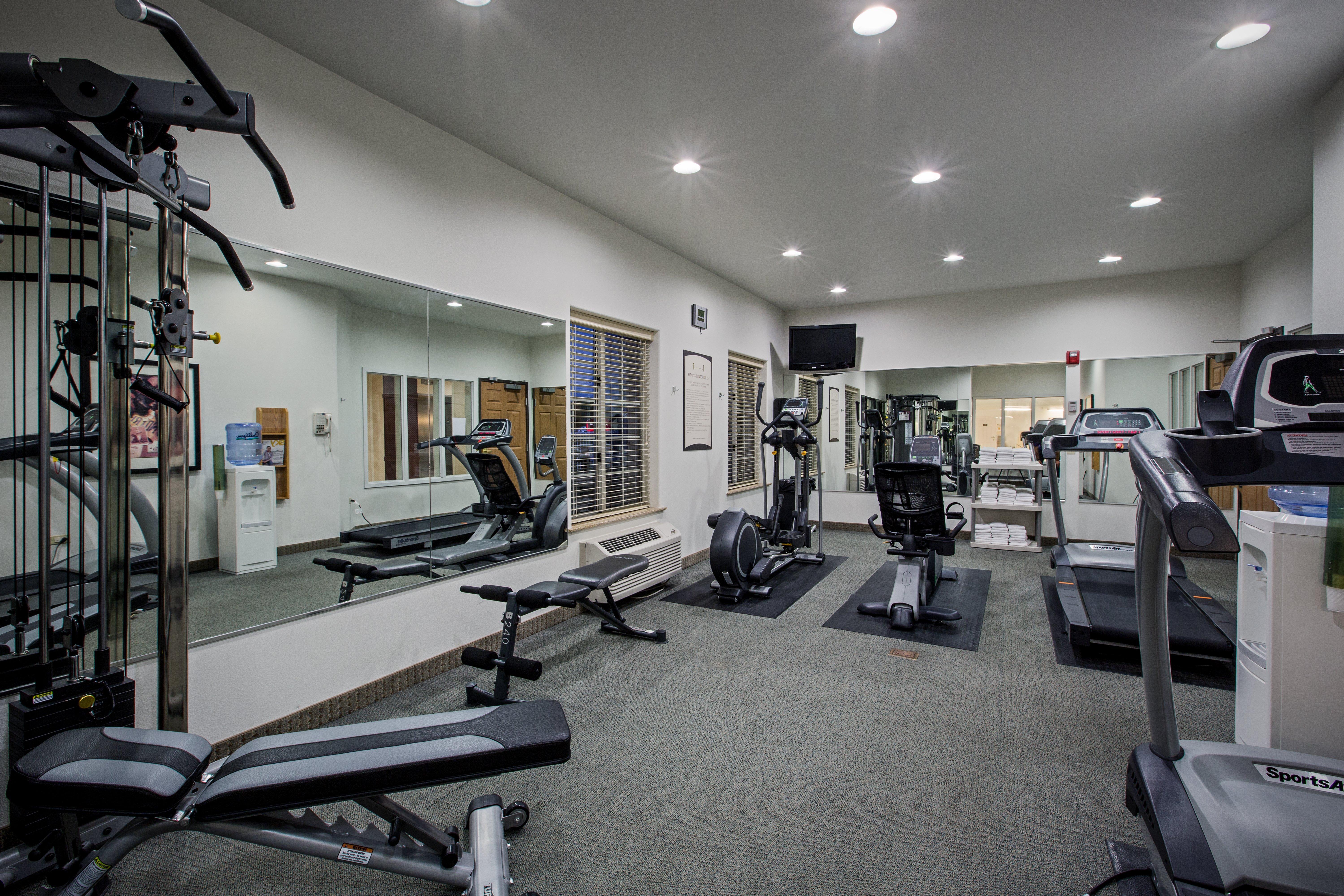 Staybridge Suites Rockford By Ihg Exterior photo